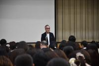 回答する小林副会長