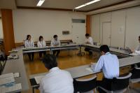 研究協議の様子①